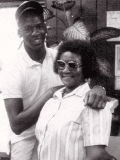Michael Jordan would often visit Nina Mitchem and her family years after being hosted at their home as a youth baseball player. (Credit: Hunt Auctions)
